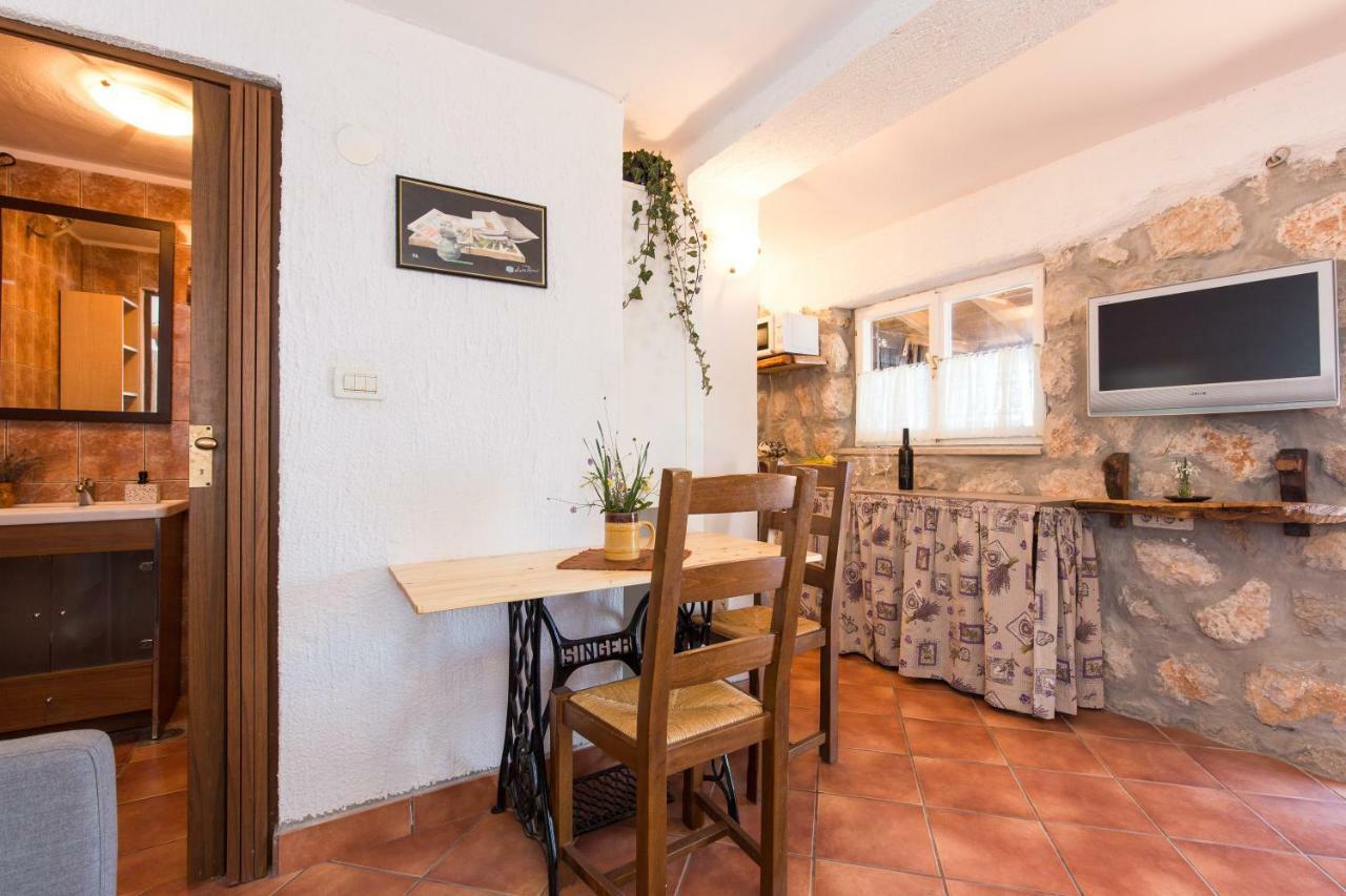 Appartamento The Terrace Moscenice Esterno foto