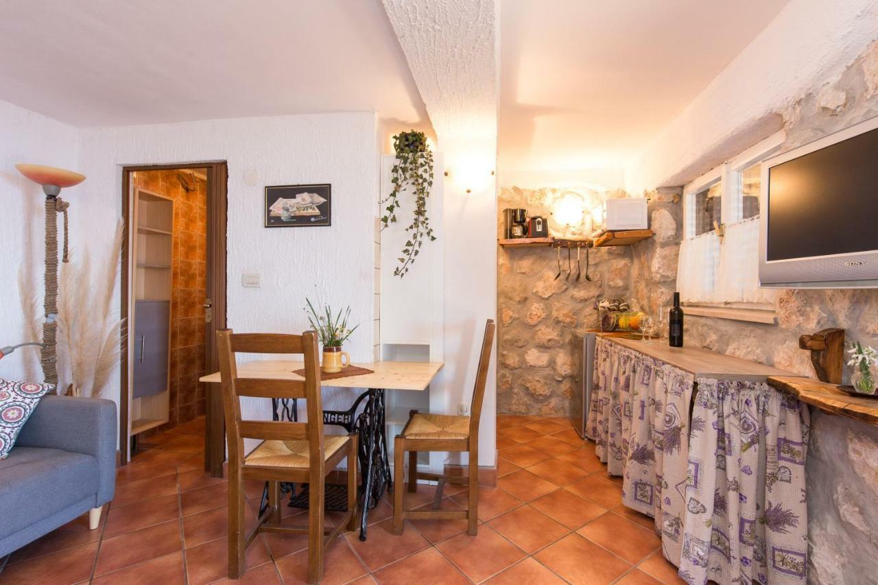 Appartamento The Terrace Moscenice Esterno foto